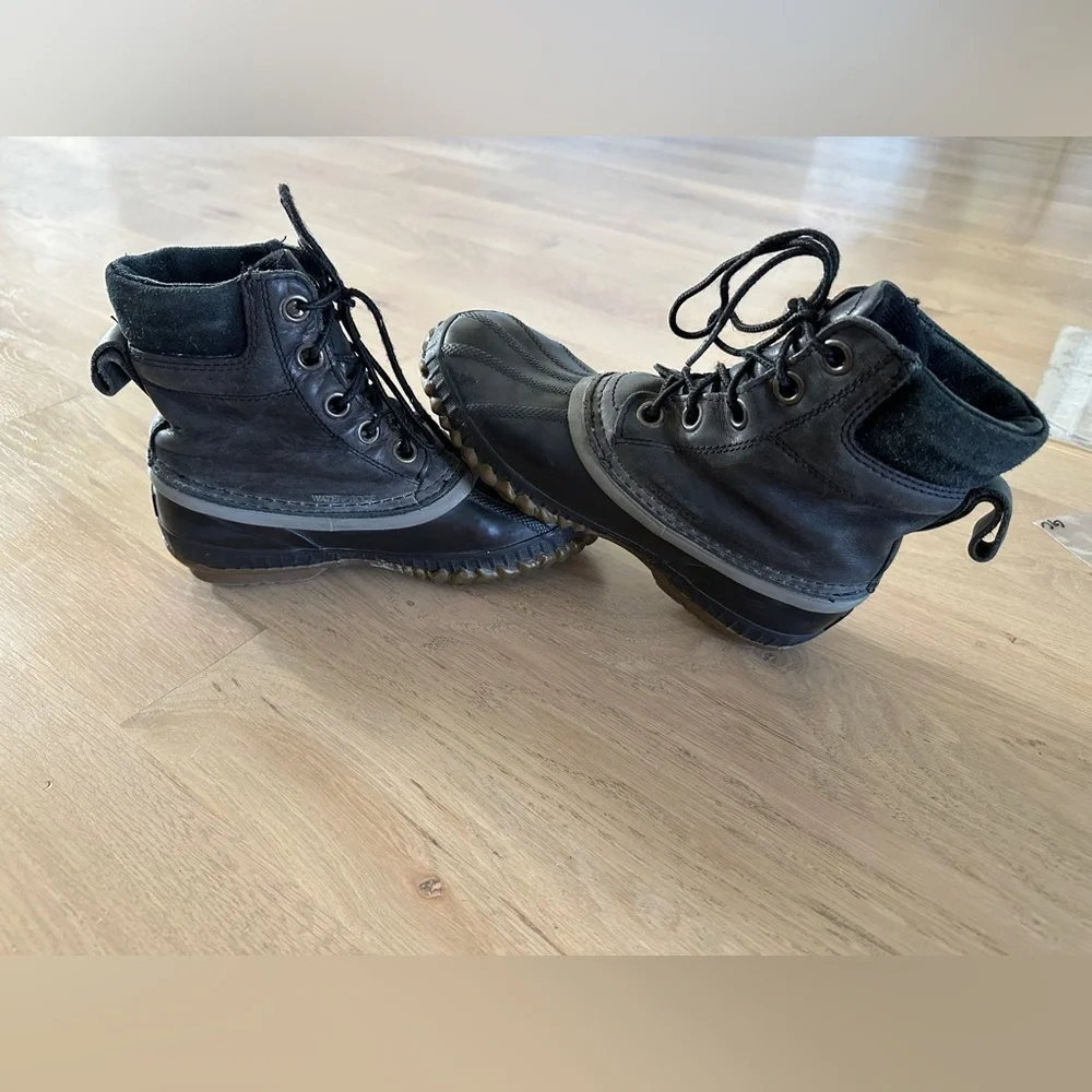 Sorel Cheyenne Duck Boots youth Size 4 Waterproof Black Leather Rubber